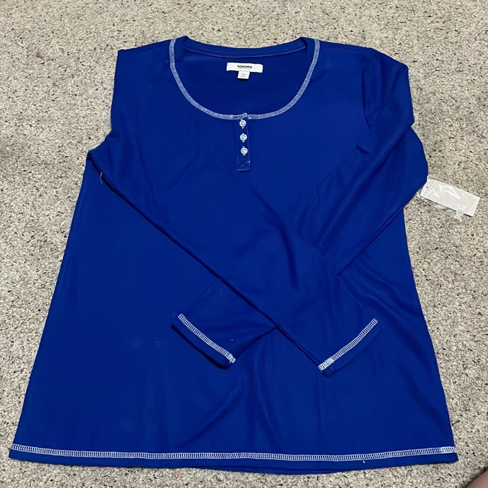 BRAND NEW NBW Medium long sleeve top